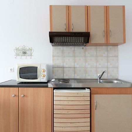 Pernari Apartments Спартия Екстериор снимка