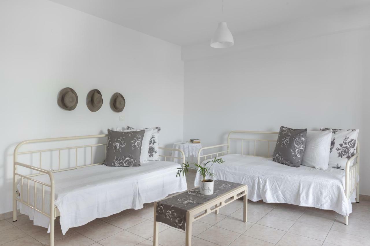 Pernari Apartments Спартия Екстериор снимка
