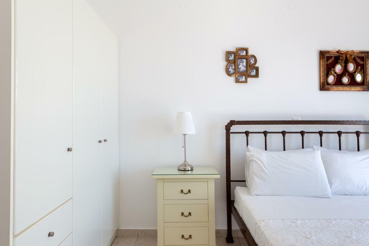 Pernari Apartments Спартия Екстериор снимка